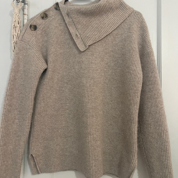 Madewell Button- Shoulder Turtleneck Sweater size XS - Picture 3 of 6
